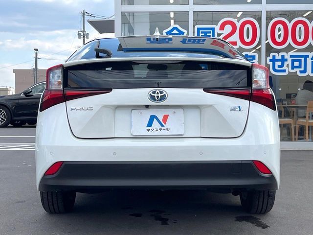 TOYOTA PRIUS 2020 Image 31