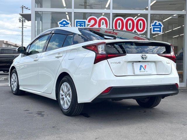 TOYOTA PRIUS 2020 Image 31