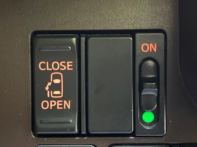 TOYOTA ROOMY 2017 Image 31