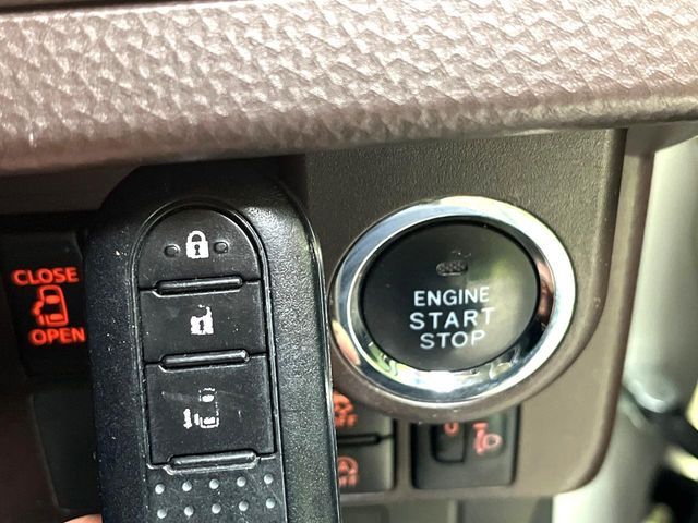 TOYOTA ROOMY 2017 Image 31