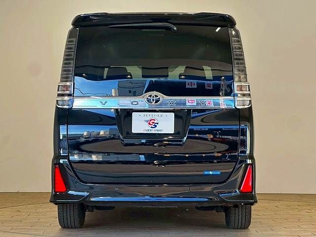 TOYOTA VOXY 2019 Image 31