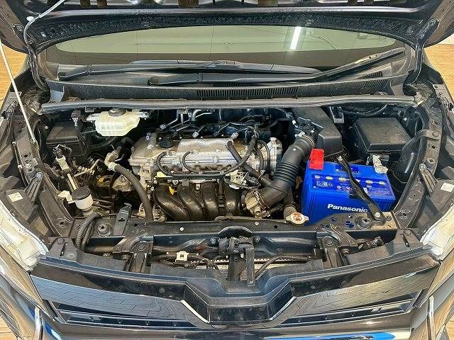 TOYOTA VOXY 2019 Image 31