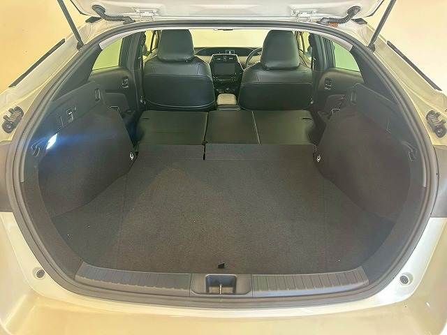 TOYOTA PRIUS 2020 Image 31