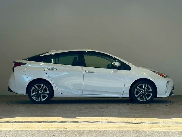 TOYOTA PRIUS 2020 Image 31