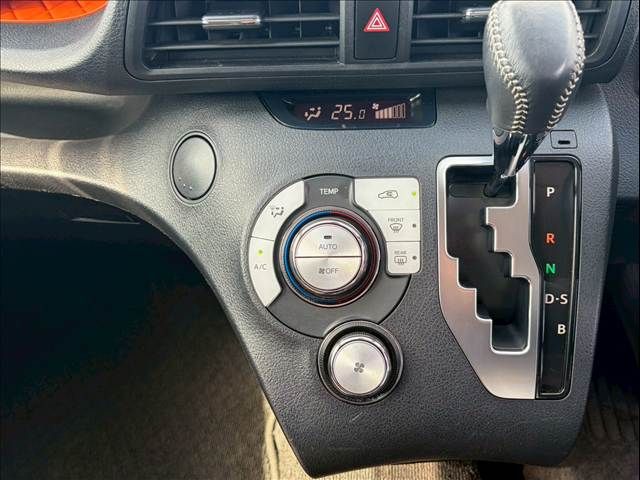 TOYOTA SIENTA 2019 Image 31