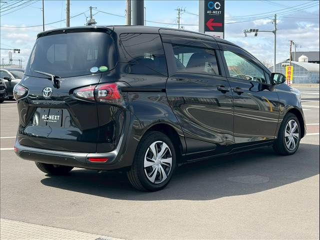 TOYOTA SIENTA 2019 Image 31