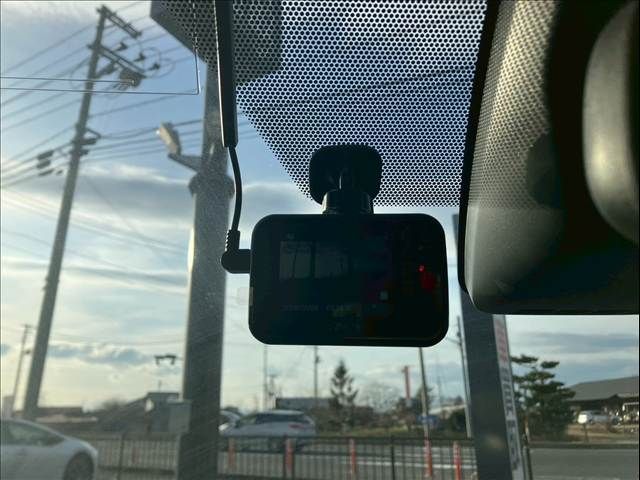 TOYOTA ESQUIRE HYBRID 2017 Image 31