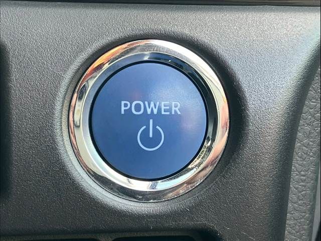 TOYOTA ESQUIRE HYBRID 2017 Image 31