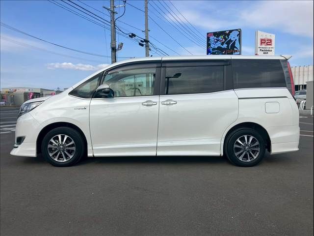 TOYOTA ESQUIRE HYBRID 2017 Image 31