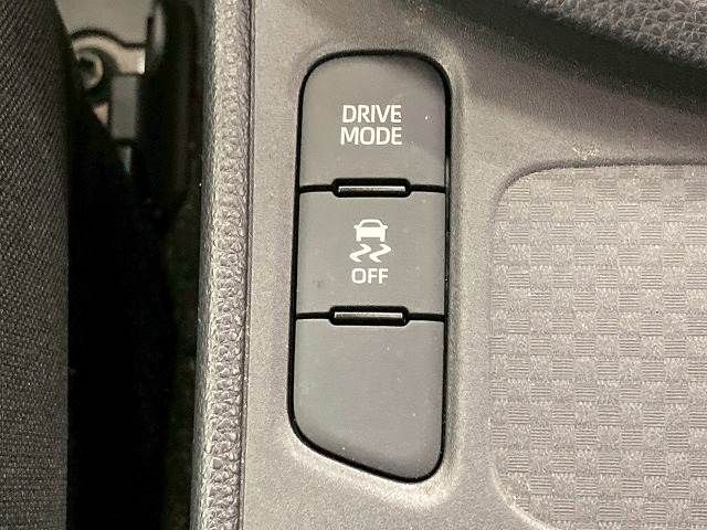 TOYOTA YARIS CROSS 2023 Image 31