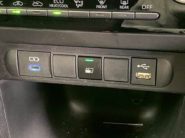 TOYOTA YARIS CROSS 2023 Image 31