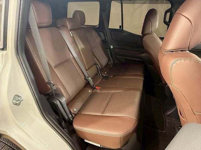 TOYOTA LANDCRUISER 250 2024 Image 31