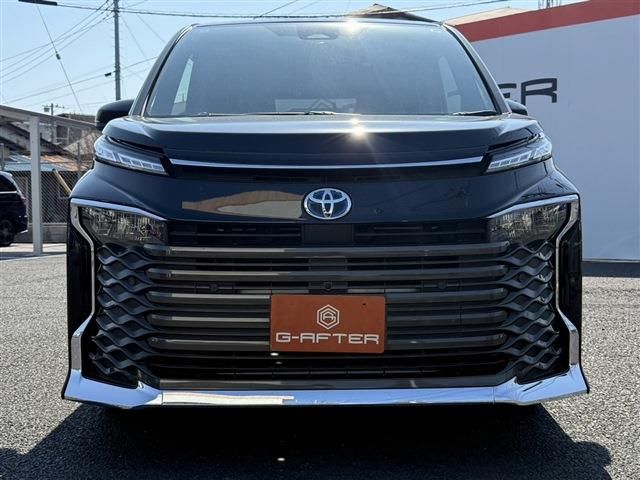 TOYOTA VOXY HYBRID 2022 Image 31