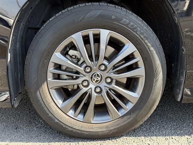 TOYOTA VOXY HYBRID 2022 Image 31