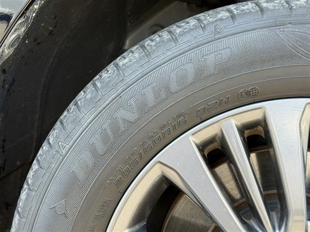 TOYOTA VOXY HYBRID 2022 Image 31