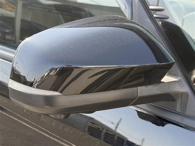 TOYOTA VOXY HYBRID 2022 Image 31