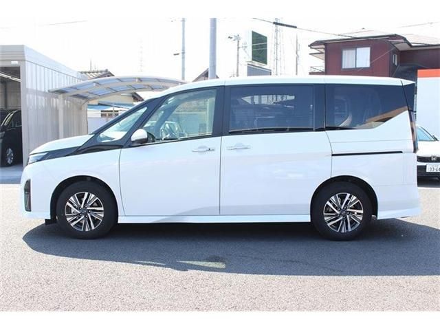 NISSAN SERENA  WG 2024 Image 31