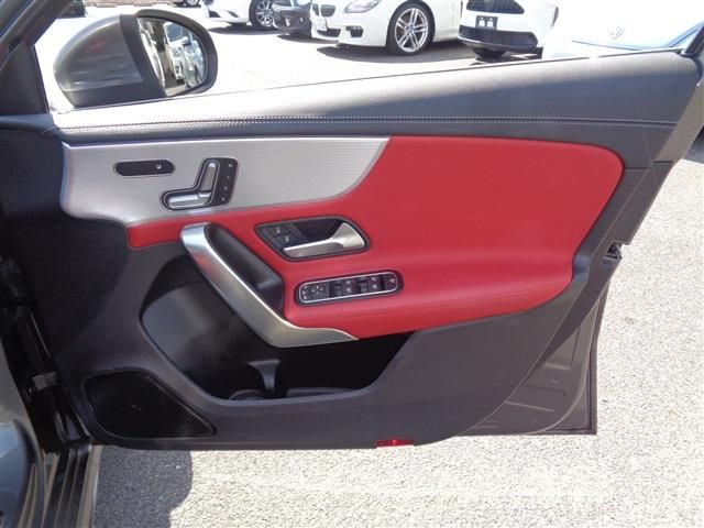 MERCEDES BENZ MERCEDES AMG A CLASS 2021 Image 31