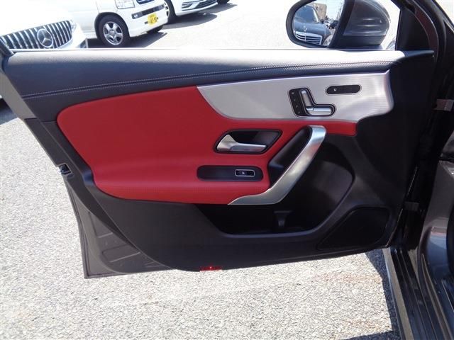 MERCEDES BENZ MERCEDES AMG A CLASS 2021 Image 31