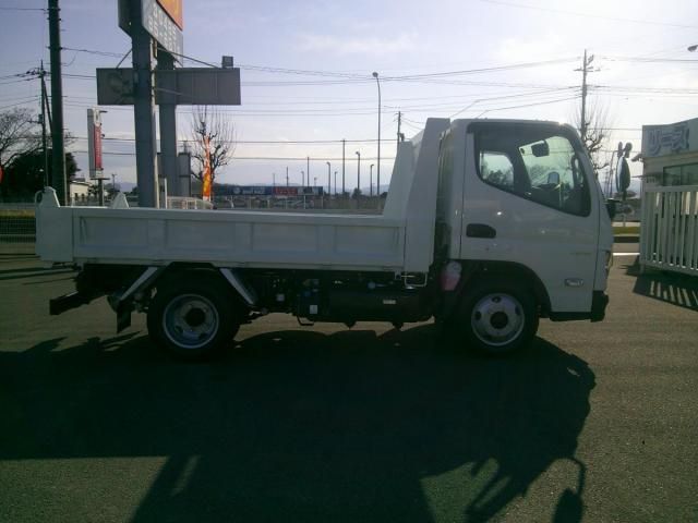 MITSUBISHI CANTER 2025 Image 31