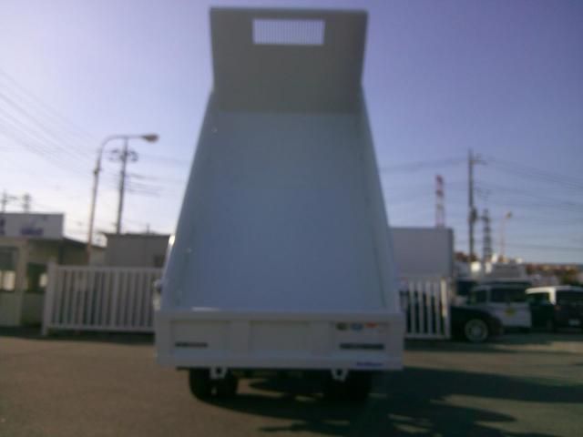 MITSUBISHI CANTER 2025 Image 31