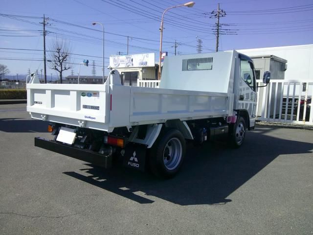 MITSUBISHI CANTER 2025 Image 31