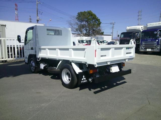 MITSUBISHI CANTER 2025 Image 31