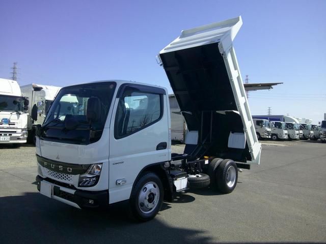 MITSUBISHI CANTER 2025 Image 31