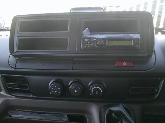 MITSUBISHI CANTER 2025 Image 31