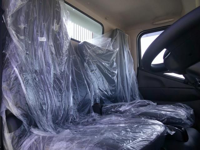 MITSUBISHI CANTER 2025 Image 31