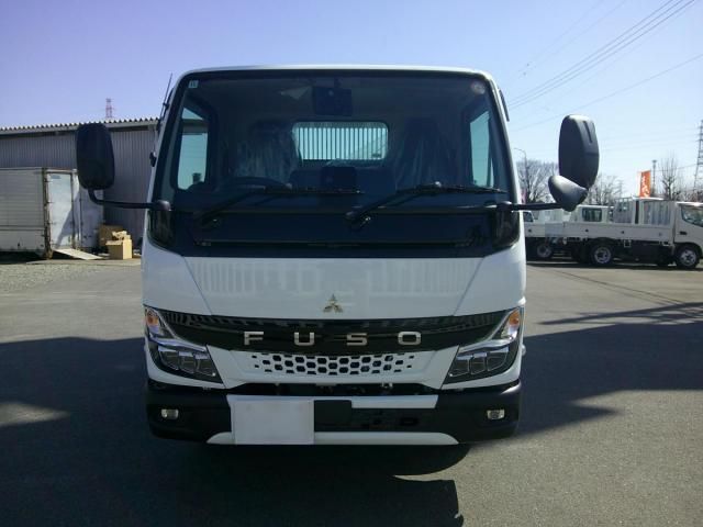 MITSUBISHI CANTER 2025 Image 31