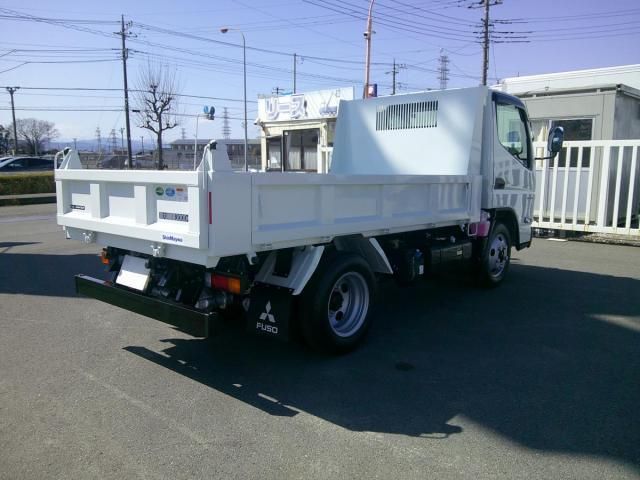 MITSUBISHI CANTER 2025 Image 31