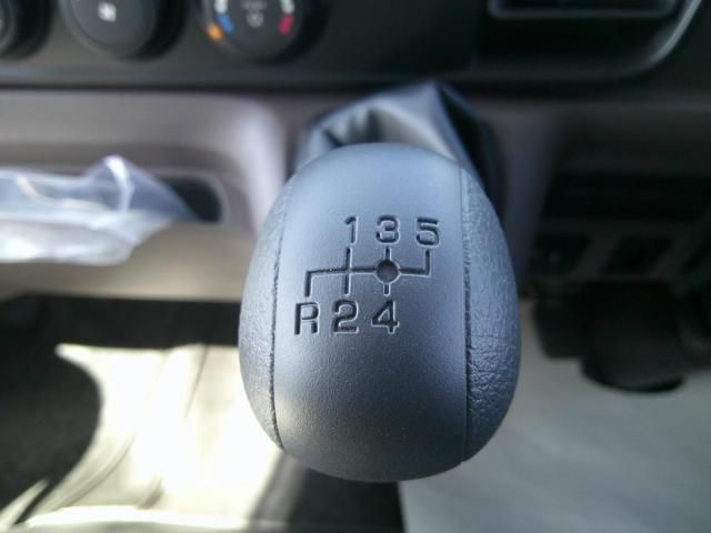 MITSUBISHI CANTER 2025 Image 31