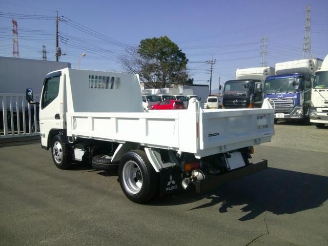 MITSUBISHI CANTER 2025 Image 31