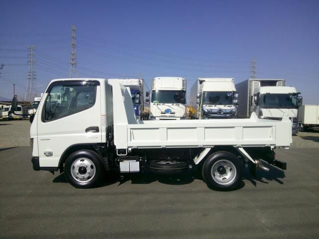 MITSUBISHI CANTER 2025 Image 31