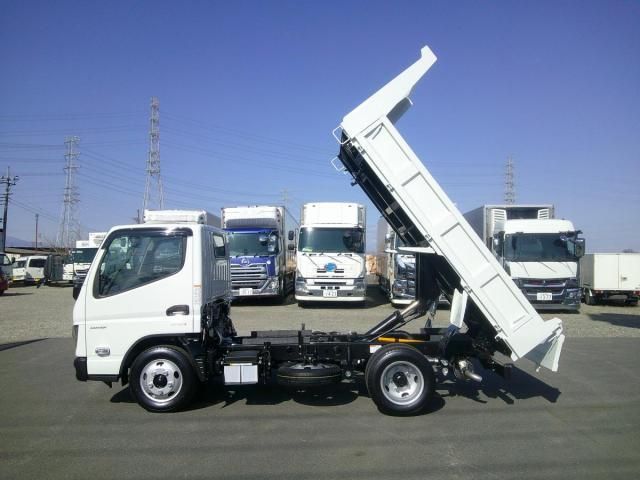 MITSUBISHI CANTER 2025 Image 31