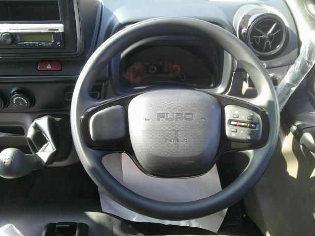 MITSUBISHI CANTER 2025 Image 31