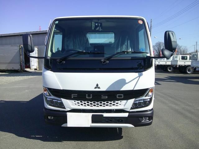 MITSUBISHI CANTER 2025 Image 31