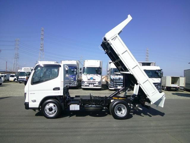 MITSUBISHI CANTER 2025 Image 31