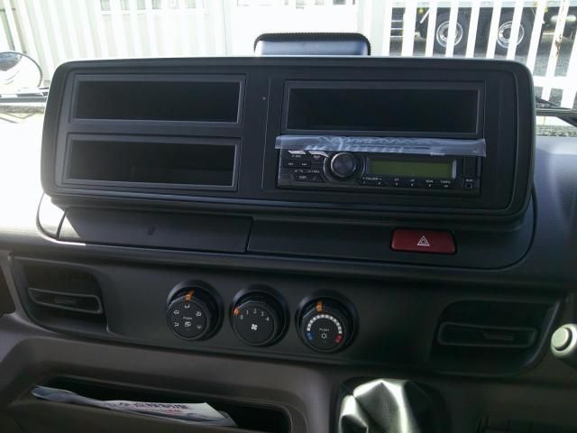 MITSUBISHI CANTER 2025 Image 31