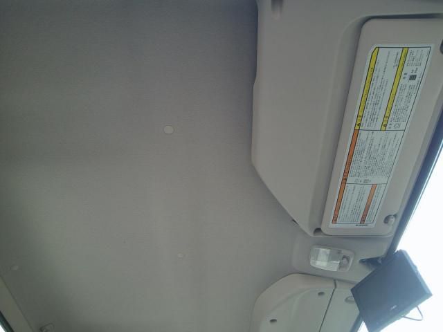 MITSUBISHI CANTER 2025 Image 31