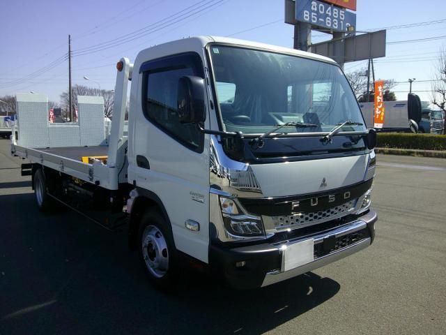 MITSUBISHI CANTER 2025 Image 31