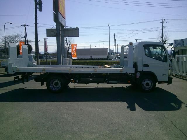 MITSUBISHI CANTER 2025 Image 31
