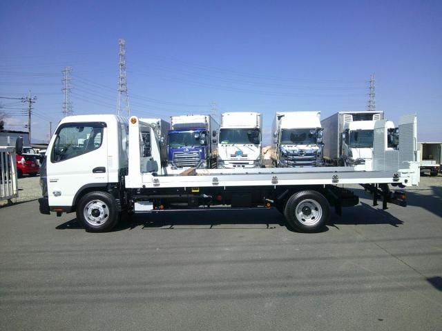 MITSUBISHI CANTER 2025 Image 31