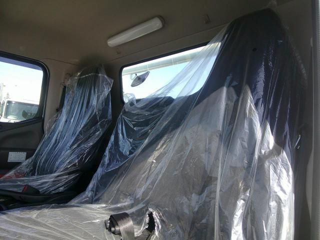 MITSUBISHI CANTER 2025 Image 31