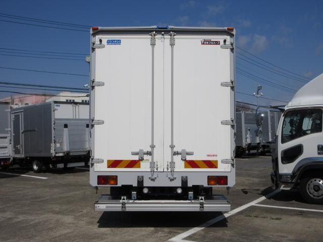 ISUZU FORWARD 2019 Image 31