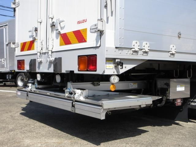 ISUZU FORWARD 2019 Image 31