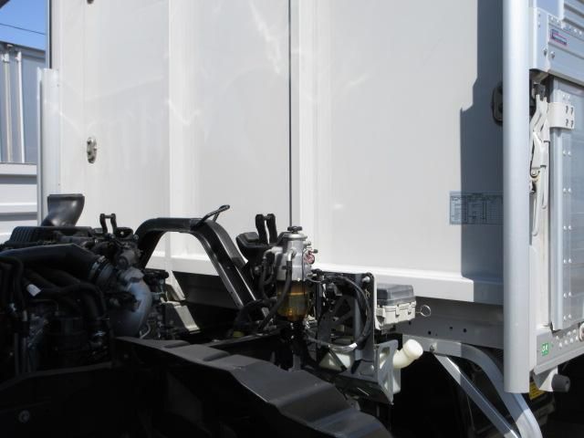 ISUZU FORWARD 2021 Image 31