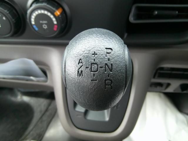 MITSUBISHI CANTER 2025 Image 31