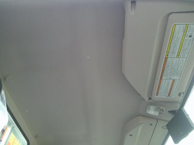 MITSUBISHI CANTER 2025 Image 31